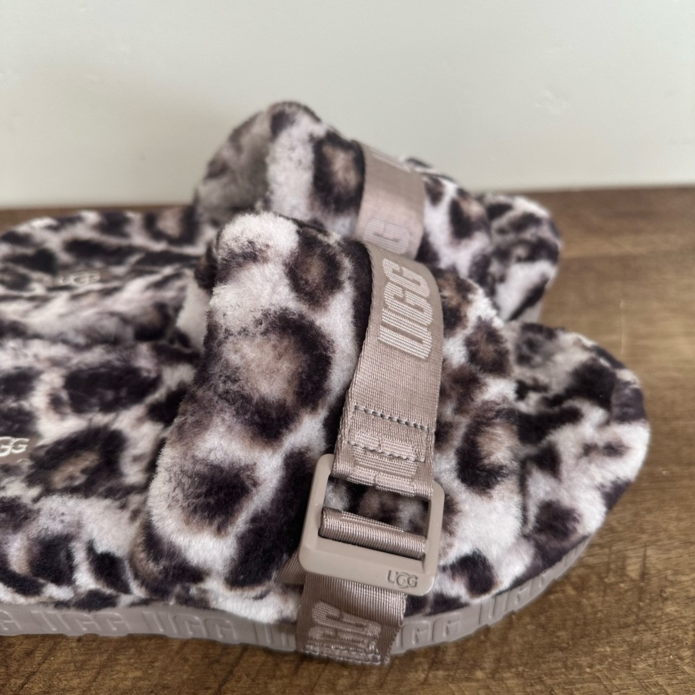 UGG Women's Fluffita Panther Print Slippers Slides Platform Sandals Size 8 - Picture 5 of 14